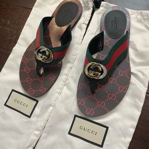 Gucci thong sandals